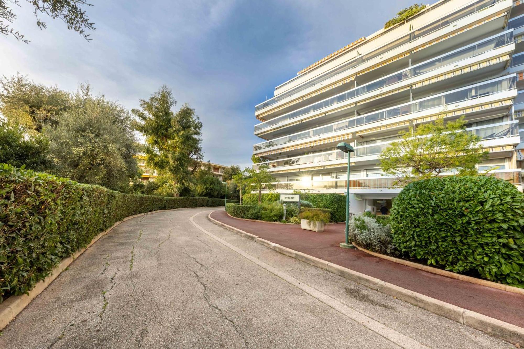 Sunny And Cosy Sea View Studio Antibes Exteriör bild